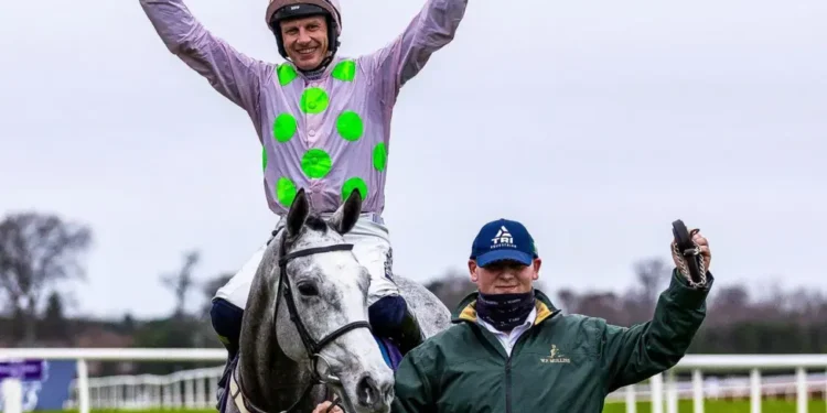 Lossiemouth Dominates December Hurdle to Close Out Grade One Calendar