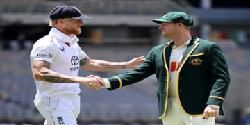 England Face Uphill Task as Ashes Slips Away in Australia