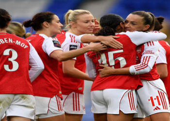 English Clubs Face Decisive European Night