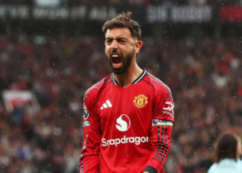 Bruno Fernandes Eyes More Silverware at Manchester United