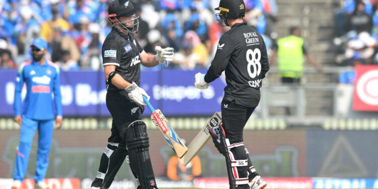 New Zealand Reach 300 After Late Rally