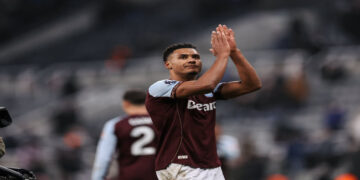 Douglas Luiz Open to Villa Return