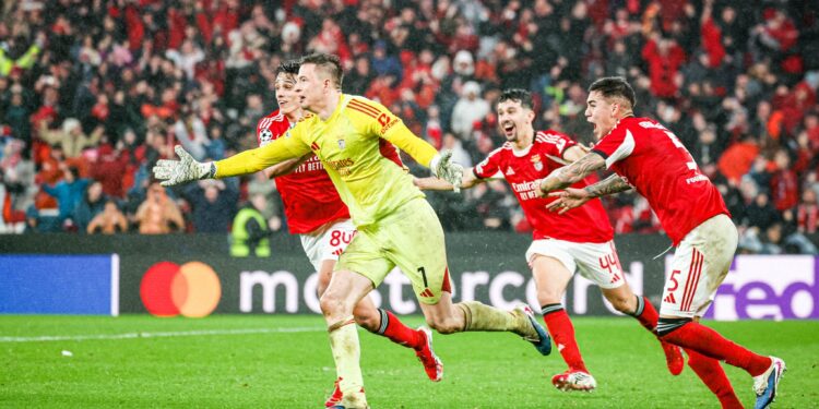 Real Madrid, PSG Miss Top Eight as Liverpool, Man City and Barcelona Book Last-16 Spots