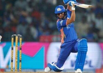 Mumbai Indians Thrash Gujarat Giants by Nine Wickets in WPL Run-Fest