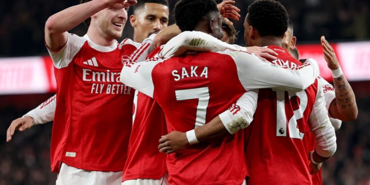 Arsenal’s Premier League Lead Cut to Four Points as Title Race Tightens