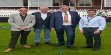 MCC Allows Laminated Bats in Cricket