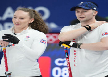 Snoop Requests Selfie After GB Win