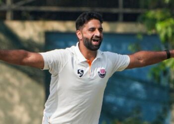 Jammu and Kashmir Seize Control with 584, Rock Karnataka Early in Ranji Final