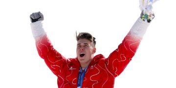 Day 5 Drama at Milan-Cortina: Historic Hat-Trick, Biathlon Brilliance & USA’s Moguls Double