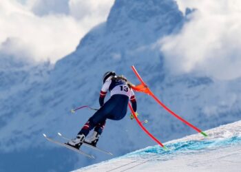 Lindsey Vonn Speaks After Crash Ends Olympic Dream