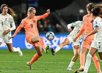 Everton forward Snoeijs opens up on endometriosis pain