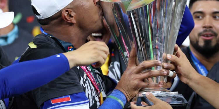 Venezuela Stun USA to Win First World Baseball Classic Title