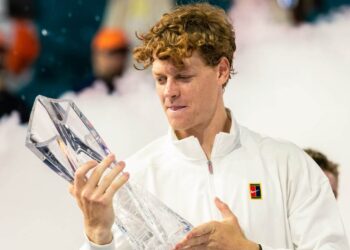 Sinner Storms Miami: Italian Star Completes Historic Sunshine Double Without Dropping a Set