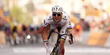 Pogacar Finally Cracks Milan–San Remo After Crash and Late Duel with Pidcock