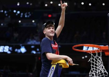 UConn Rallies to Stun No. 1 Duke With Last-Second 3, Punches Ticket to Final Four