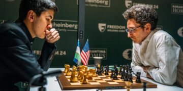 Sindarov Races Into Sole Lead After Beating Caruana in Candidates