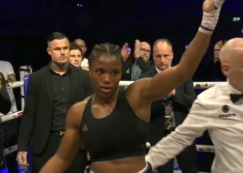 Dubois Drops Harper To Claim Unified Lightweight Crown