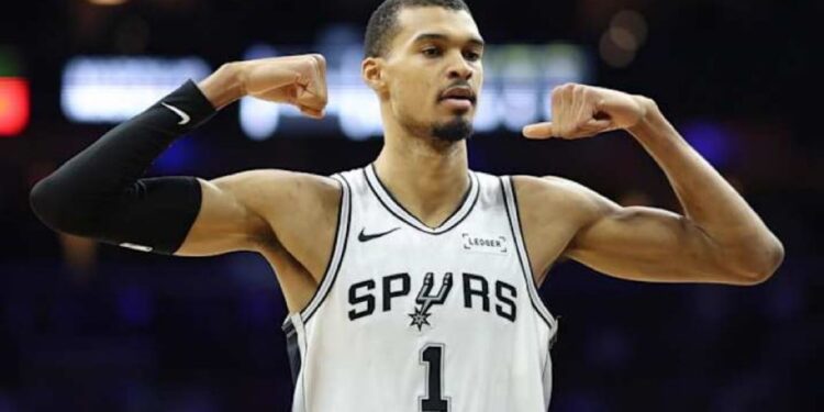 Wembanyama Exits Early With Bruised Rib As Spurs Beat 76ers