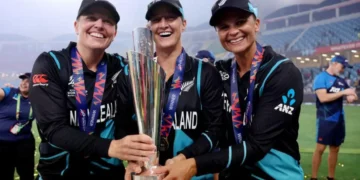 End of an Era: Sophie Devine and Lea Tahuhu to Retire After T20 World Cup