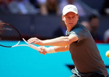 Madrid Open: Sinner Dominates Norrie to Extend Historic Winning Streak