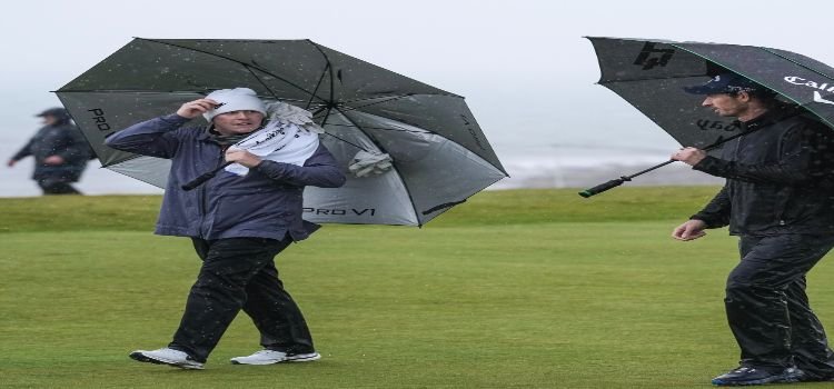 MacIntyre unfazed by Masters criticism