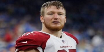 Former NFL Player Mauro Dies At 35