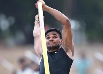 Kuldeep Kumar Breaks Pole Vault National Record at Indian Indoor Open