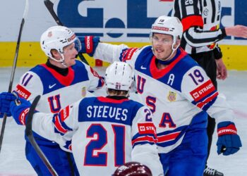 Canada-USA Rivalry Headlines IIHF World Championship 2026 Knockout Stage