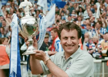 Neil Warnock’s Play-Off Blueprint: What History Says About Winning Promotion