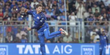 Mitchell Santner Suffers Major Shoulder Injury, Ruled Out for a Month