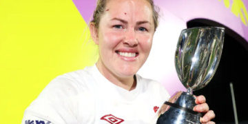 Marlie Packer Scores Four Tries As England Crush Italy To Stay On Course For Grand Slam