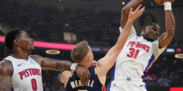 Donovan Mitchell Drops 35 as Cavaliers Fight Back vs Pistons, Series Now 2-1