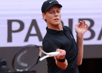 Jannik Sinner Inches Towards Italian Open History Before Rain Halts Semi-Final