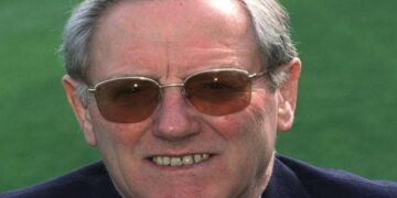 Former England Captain And Rugby Union International Mike Smith Dies At 92