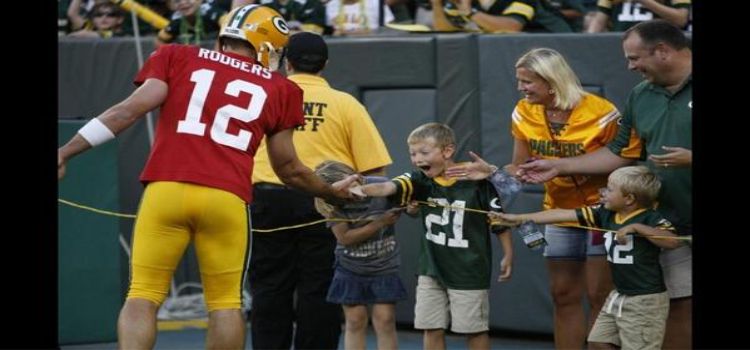 Aaron Rodgers Signs New Steelers Deal For 22nd NFL Season