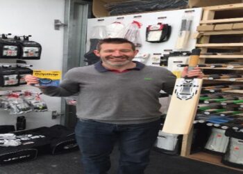 Ex-England Goalkeeper Martyn Eyes Cricket World Cup Dream With England Seniors