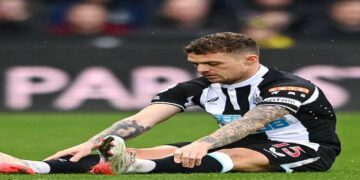 Trippier weighing next move as Newcastle exit nears