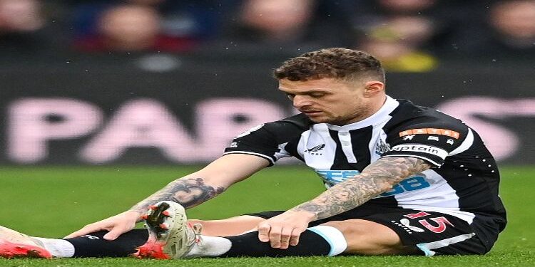 Trippier weighing next move as Newcastle exit nears