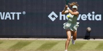 French Open Champion Mirra Andreeva Suffers Early Exit at Bad Homburg Ahead of Wimbledon