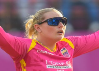 England Overcome Ireland Challenge to Stay Perfect at Women’s T20 World Cup