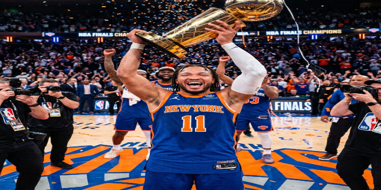 Knicks Fever Overshadows World Cup in New York