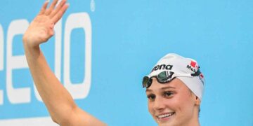 Summer McIntosh Ends 16-Year Wait, Smashes Women’s 200m Butterfly World Record at Canadian Trials