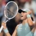 Swiatek Survives Svitolina Storm to Set Up Toronto Showdown With Rybakina