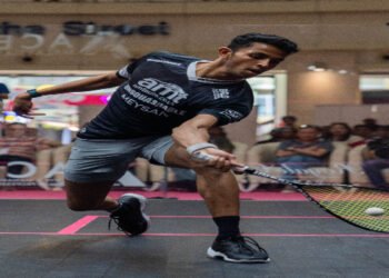 Velavan Storms Into Budapest Final