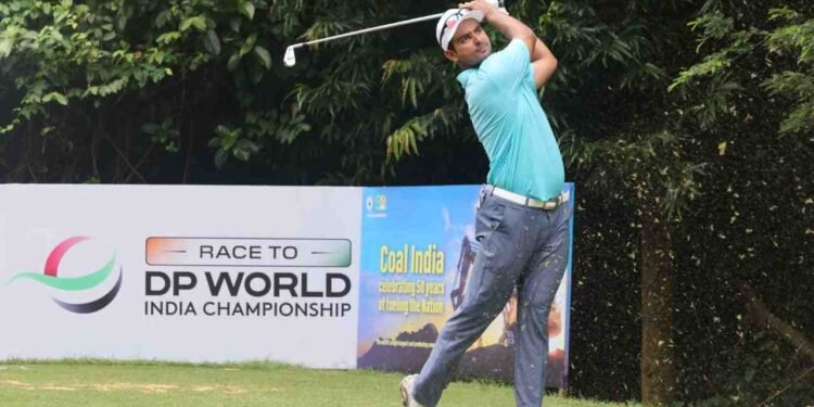 Kshitij Kaul Takes Lead As Rain Halts Coal India Open