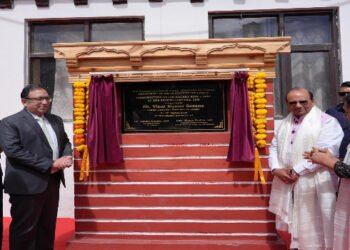 Leh Opens 24×7 Ice Hockey Rink