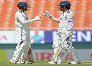 Jayasuriya Mendis Threaten India In Galle
