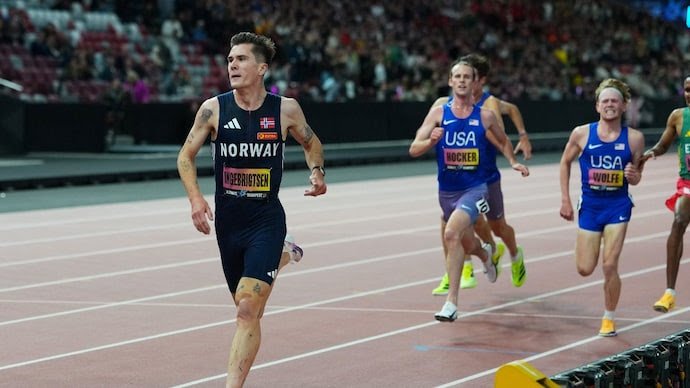 Jakob Ingebrigtsen Wins 5000m at World Athletics Ultimate Championship