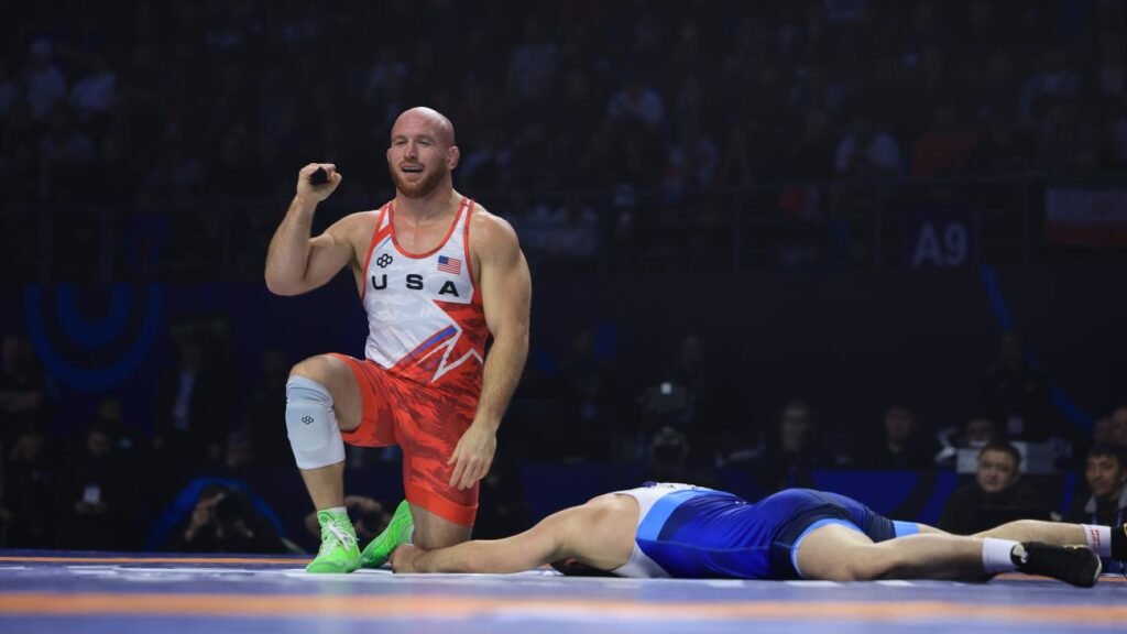 97kg_fs_-_kyle_frederick_snyder_usa_df._abdulrashid_sadulaev_rus-_3385